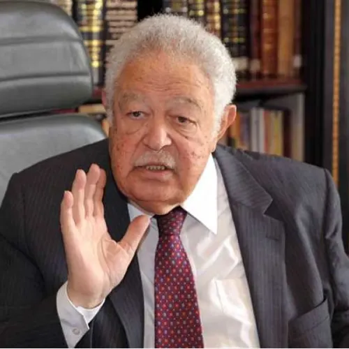 رجائي عطية